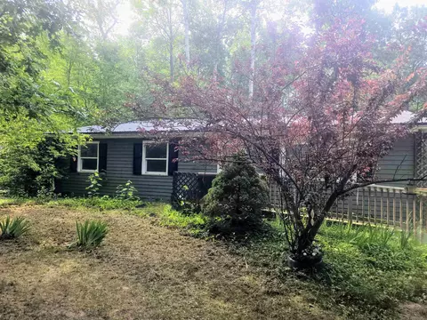 764 E Surrey, Farwell, MI 48622 photo 2