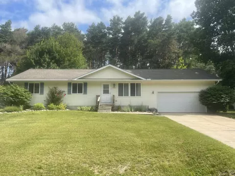 7526 Briar, Bellaire, MI 49615