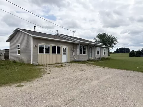 2082 Dusty, Kingsley, MI 49649