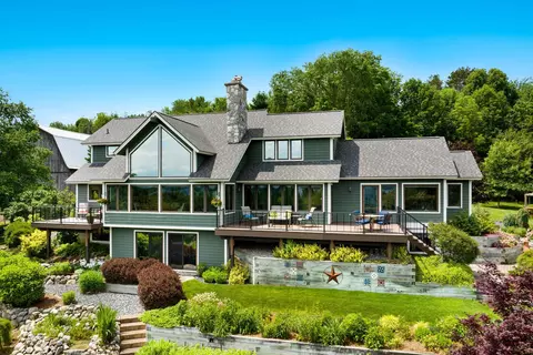 6730 S Glazier Bch, Cedar, MI 49621