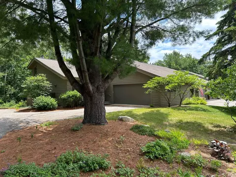 6556 Mission, Traverse City, MI 49686