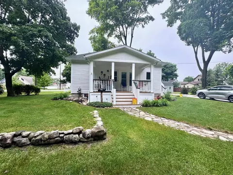 601 Pleasant, Boyne City, MI 49712