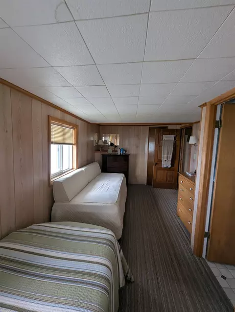 847 S S Cres, Au Gres, MI 48703 photo 40
