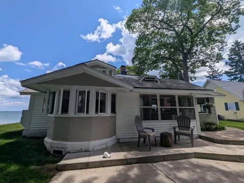 847 S S Cres, Au Gres, MI 48703 photo 14