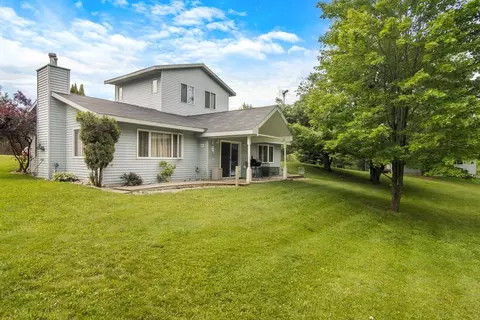 16966 Maple, Leroy, MI 49655
