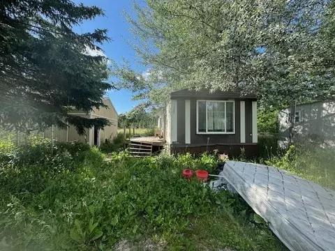 5020 E Walker, Lake City, MI 49651