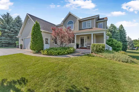 4004 Stone Rdg, Traverse City, MI 49684