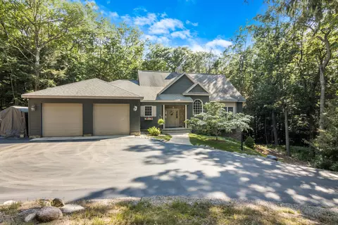 345 Sylvan, Frankfort, MI 49635