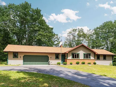 6515 E 26 14, Cadillac, MI 49601