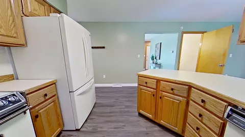300 Schoolcrest, Shepherd, MI 48883 photo 13