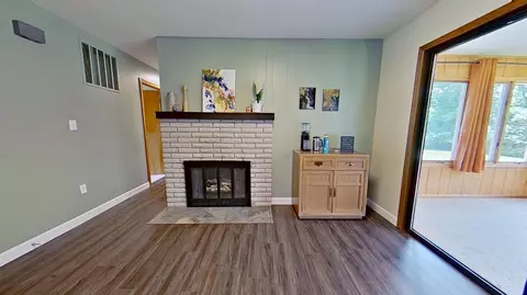 300 Schoolcrest, Shepherd, MI 48883 photo 17
