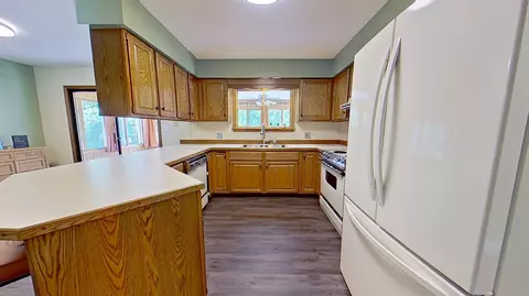 300 Schoolcrest, Shepherd, MI 48883 photo 14