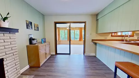 300 Schoolcrest, Shepherd, MI 48883 photo 18