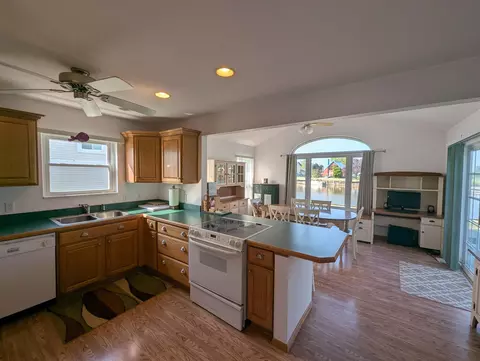 Kitchen - 1810 E Riverside, Au Gres, MI 48703 photo 4 of 6