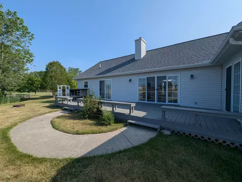 Exterior - 1810 E Riverside, Au Gres, MI 48703 photo 4 of 8