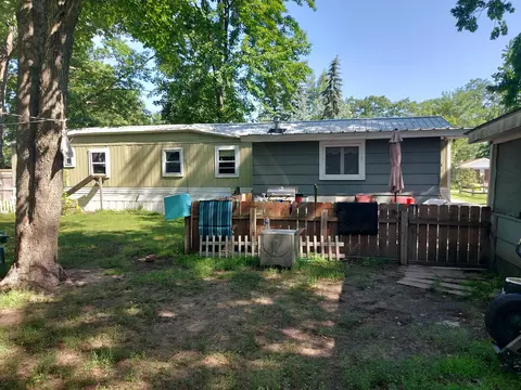 818 Crestwood, Traverse City, MI 49686