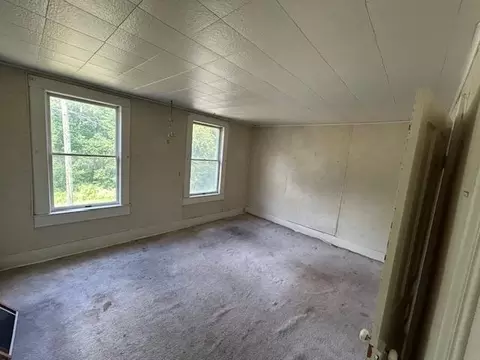 Bedroom - 145 Millbrook, Blanchard, MI 49310 photo 3 of 6