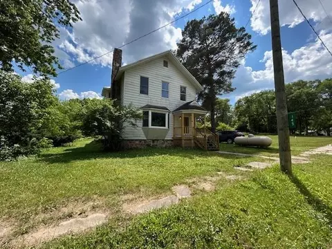 145 Millbrook, Blanchard, MI 49310