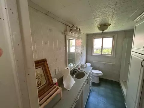 Bath - 145 Millbrook, Blanchard, MI 49310 photo 1 of 2