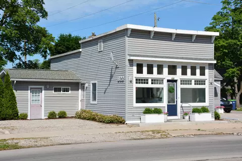 822 Cass, Traverse City, MI 49684