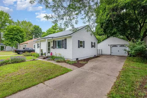 1020 Elizabeth, Mount Pleasant, MI 48858