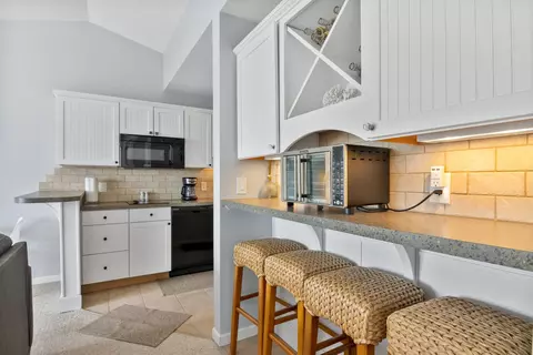 Kitchen - 55845585 Creeks #5584/5585, Williamsburg, MI 49690 photo 1 of 5
