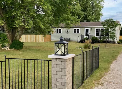 4535 Norton, Grawn, MI 49637