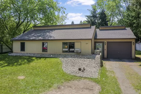 1825 Michigan, Cadillac, MI 49601