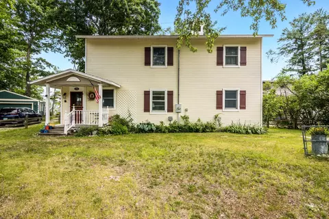 536 N West Bay Shr, Suttons Bay, MI 49682
