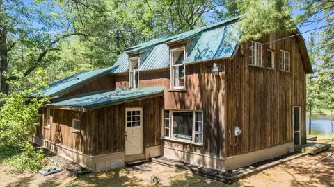 7077 Chain Lk, South Branch, MI 48761