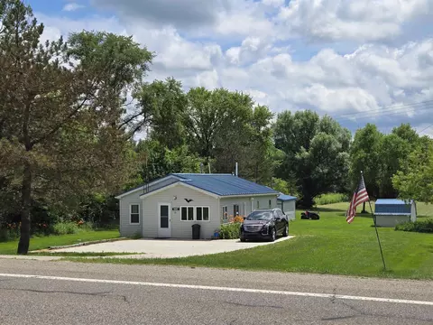 1714 Imlay, Lapeer, MI 48446