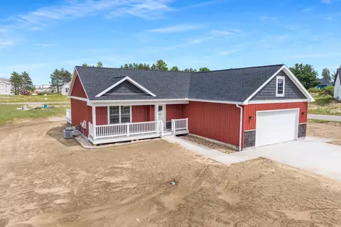 4276 Lamarche, Traverse City, MI 49685