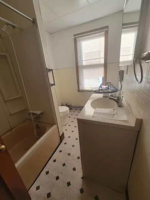 Bath - 1780 S Riverside, Au Gres, MI 48703 photo 1 of 3