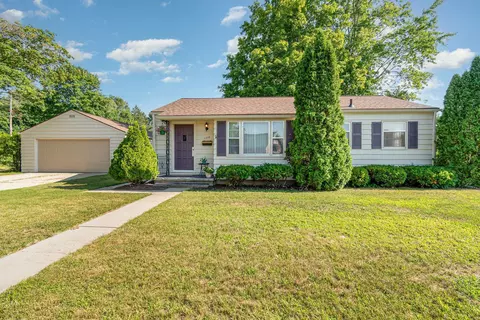 1210 South Mt, Mount Pleasant, MI 48858
