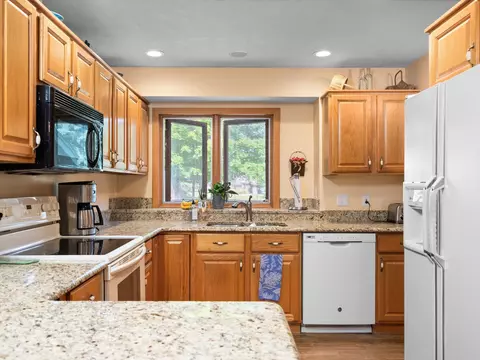 6530 Mission, Traverse City, MI 49686