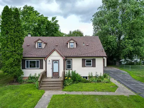 1304 W Broadway, Mount Pleasant, MI 48858