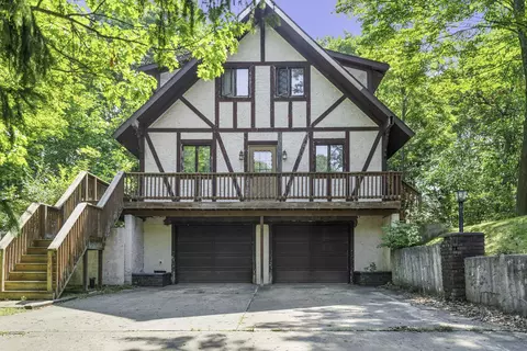 4652 Briarcliff, Traverse City, MI 49684