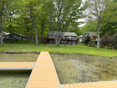 19146 Birch Vw, Lake Ann, MI 49650