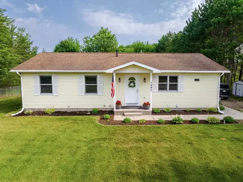 1491 Black Bark, Traverse City, MI 49696