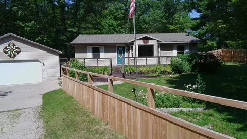 2577 NW Nw Vly, Kalkaska, MI 49646