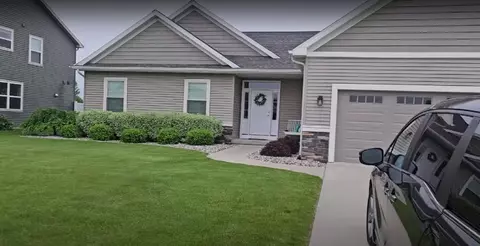 5751 Stone, Freeland, MI 48623