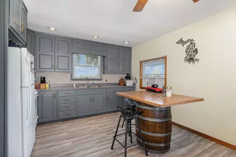 Kitchen - 6260 E Blanchard, Shepherd, MI 48883 photo 1 of 2