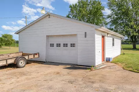 Exterior - 6260 E Blanchard, Shepherd, MI 48883 photo 1 of 1