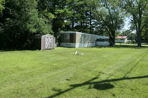 8295 E Olive, Wheeler, MI 48662 photo 25