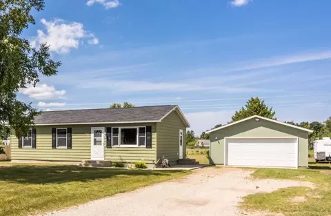 4406 Manor Wood, Traverse City, MI 49685