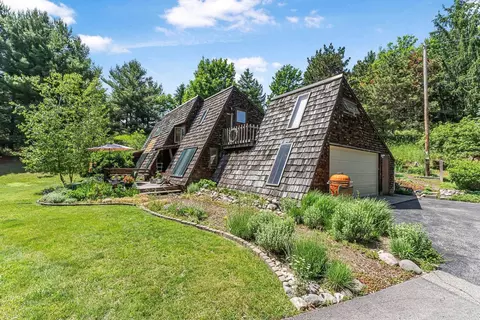 5861 S Elm Vly, Suttons Bay, MI 49682