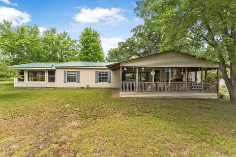 10160 W Kelly, Lake City, MI 49651