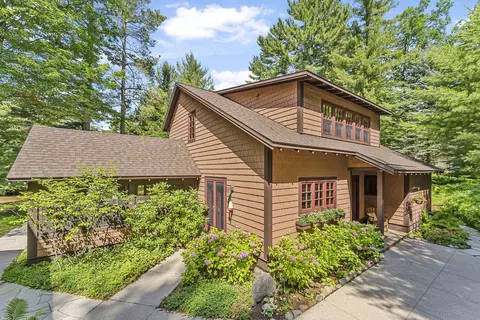 5225 S Faculty, Glen Arbor, MI 49636