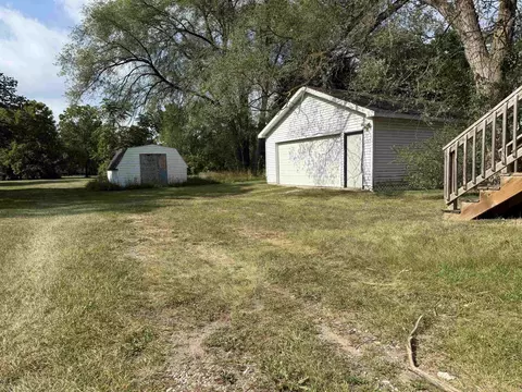 1010 E Chippewa, Mount Pleasant, MI 48858 photo 2