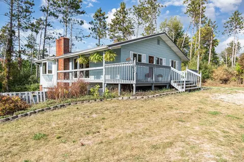 10210 W Deerfield, Blanchard, MI 49310